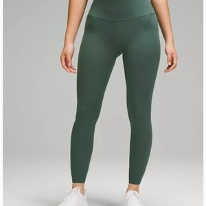 NWT Wunder Train High-Rise Tight 25" color: Dark Forest